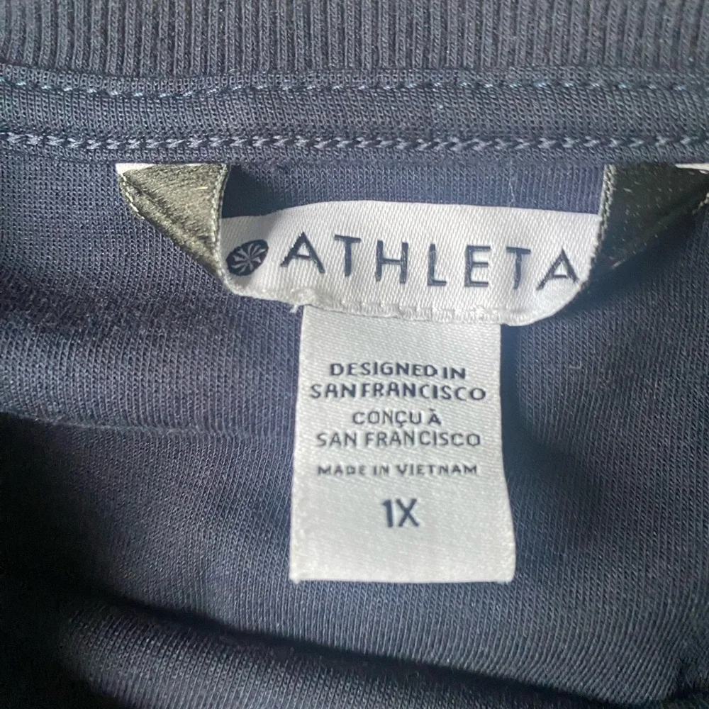 🎁Athleta Top - Picture 4 of 4